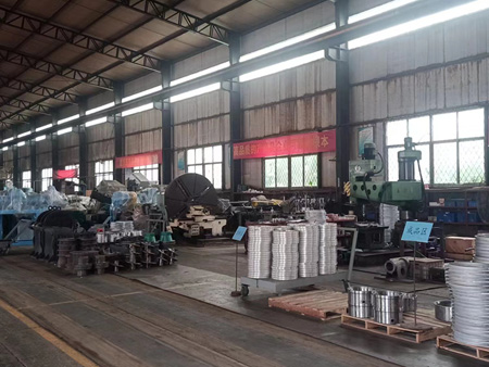 噴釉機生產車間